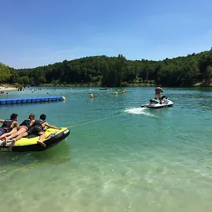 https://montaigu-plage.midi-pyreneeshotels.com